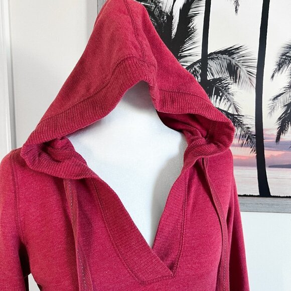 Women's SO Sweater | Pullover | Hooded | Red | Size Medium | V-Neck Top - Picture 6 of 9